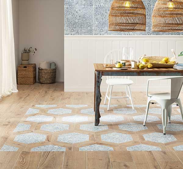 Pastelowe płytki na ścianach i podłodze – kolekcja Boho