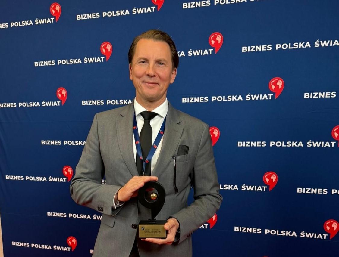 Andrzej Wodzyński z nagrodą Ambasadora Polskiej Przedsiębiorczości. Grupa Tubądzin na Kongresie Biznes Polska Świat w panelu o wsparciu polskich firm na rynkach międzynarodowych