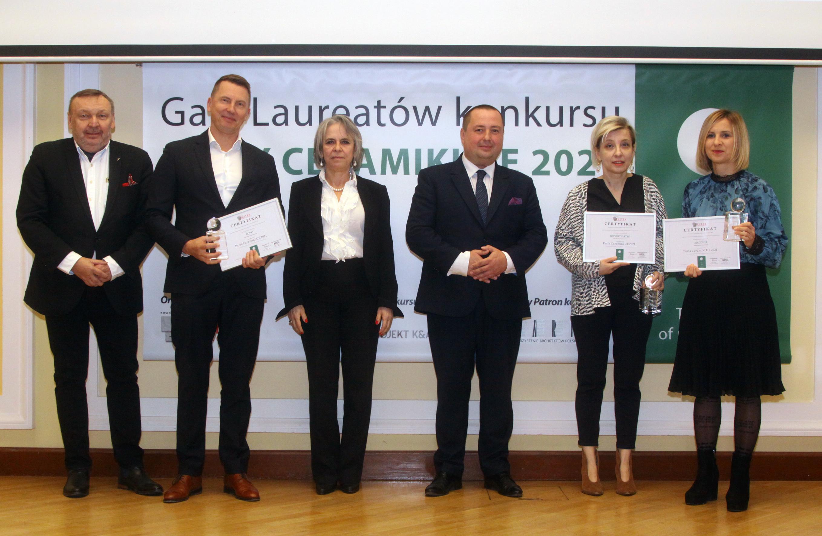 ZJAWISKOWE KOLEKCJE CERAMIKI TUBĄDZIN NAGRODZONE PERŁAMI CERAMIKI