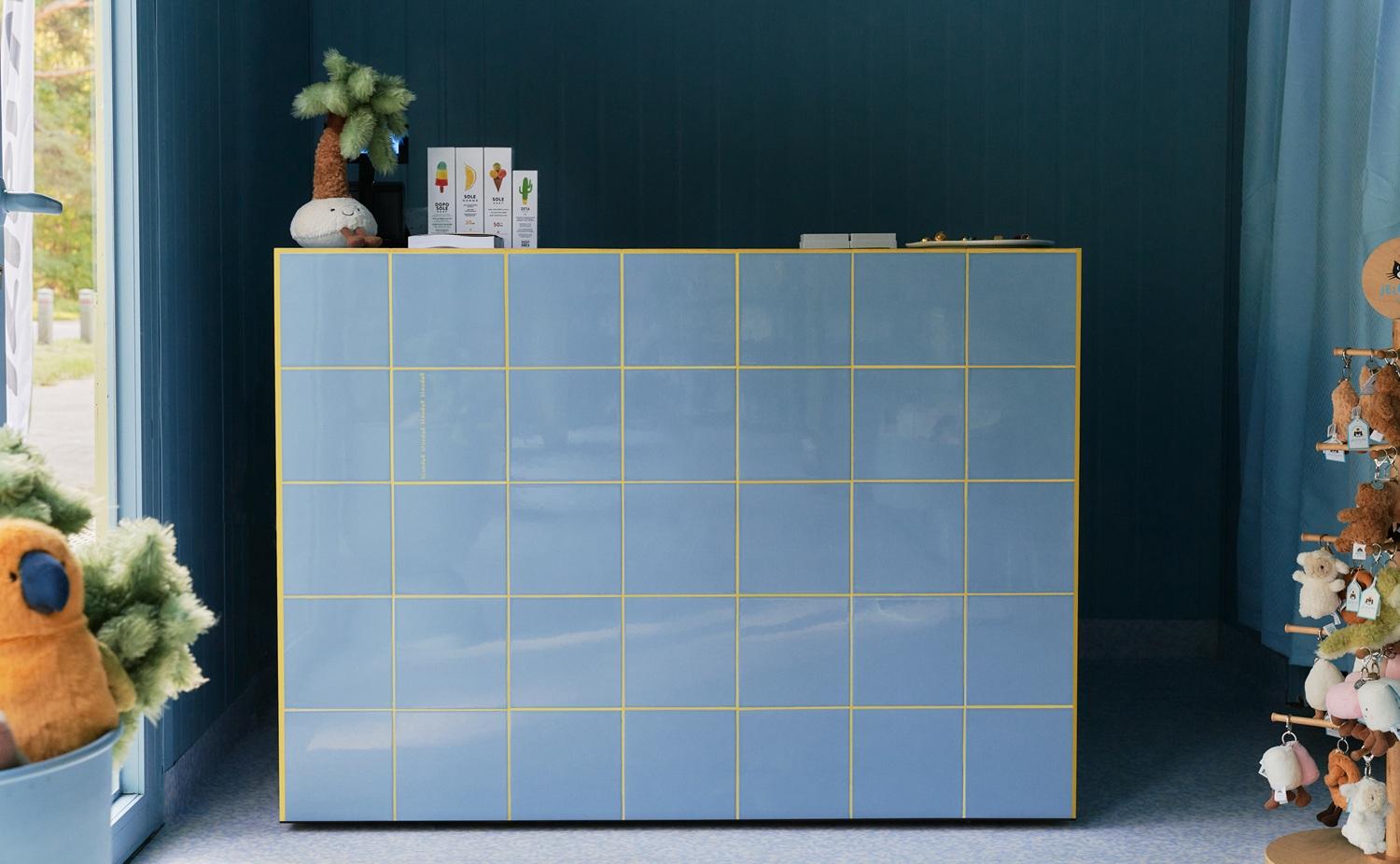Wakacyjny modernizm - Tubądzin i hlonda6 redefiniują letni design w sercu Chałup